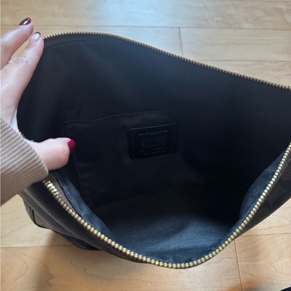 Coach Signature Paxton Tote - Picture 4 of 5